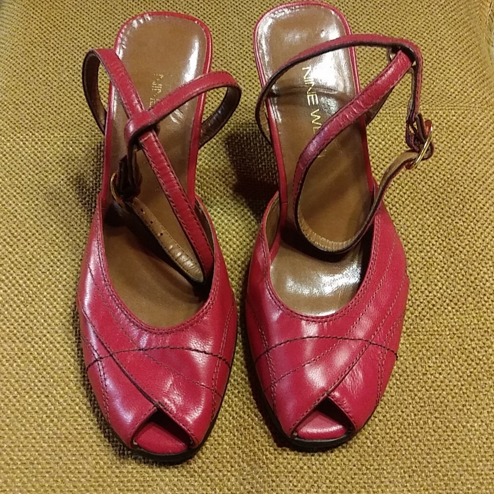9 west red ankle strap heels